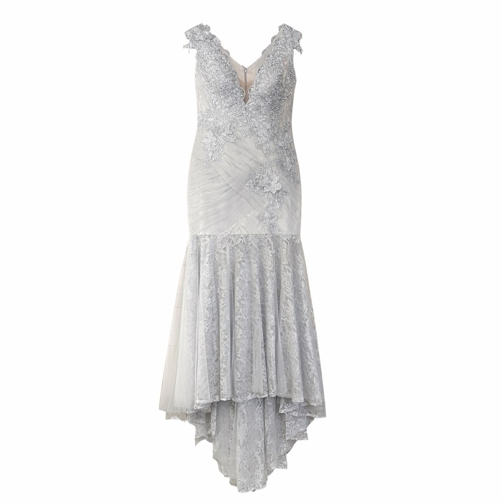 B&B Bridalwear Women’s Silver Gray Lace Mermaid Special Occasion Gown Size 8/10